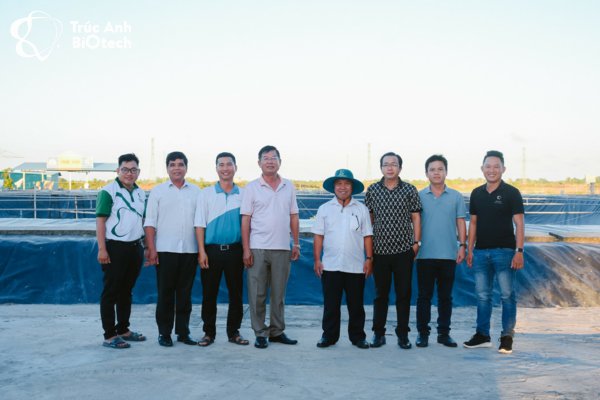 Lãnh đạo Sở Nông Nghiệp tỉnh Kiên Giang tham quan mô hình nuôi tôm công nghệ cao tại Cty Trúc Anh